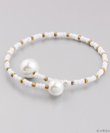 Brăţară cu mărgele şi perle de sticlă albe