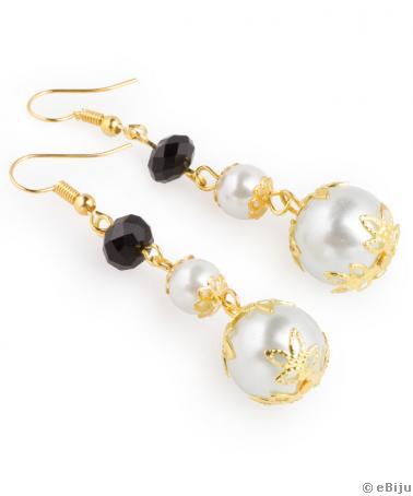 Cercei perle albe cu decoraţii aurii