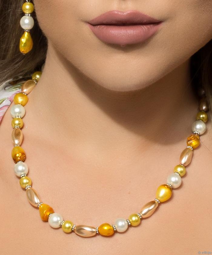Colier din perle de cultură cu perle de sticlă