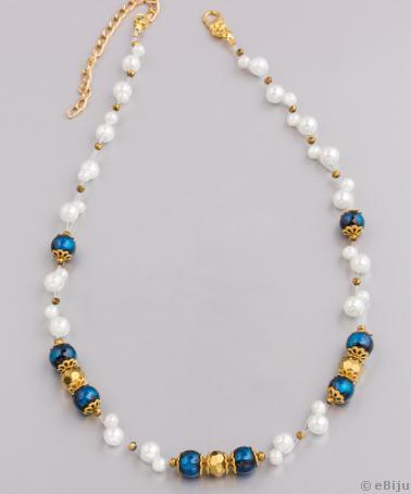 Colier din perle de sticlă albastre şi albe