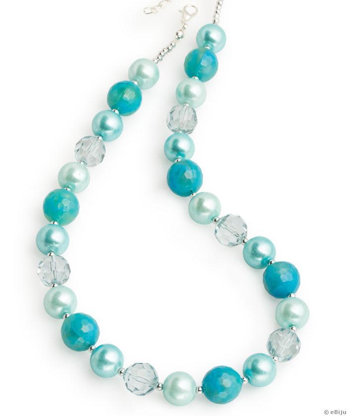 Colier din perle de sticlă în nuanţe de turcoaz, cu cristale