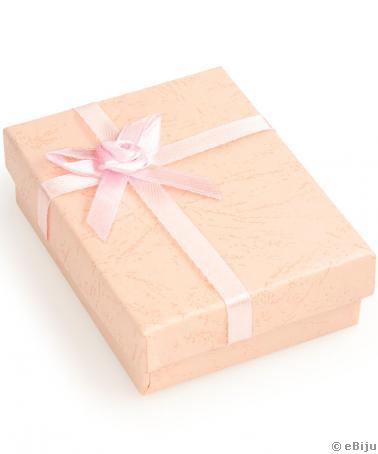 Cutiuţă cadou pentru bijuterii