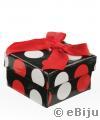 Cutiuta cadou pentru inele cu buline rosii si albe pe fundal negru