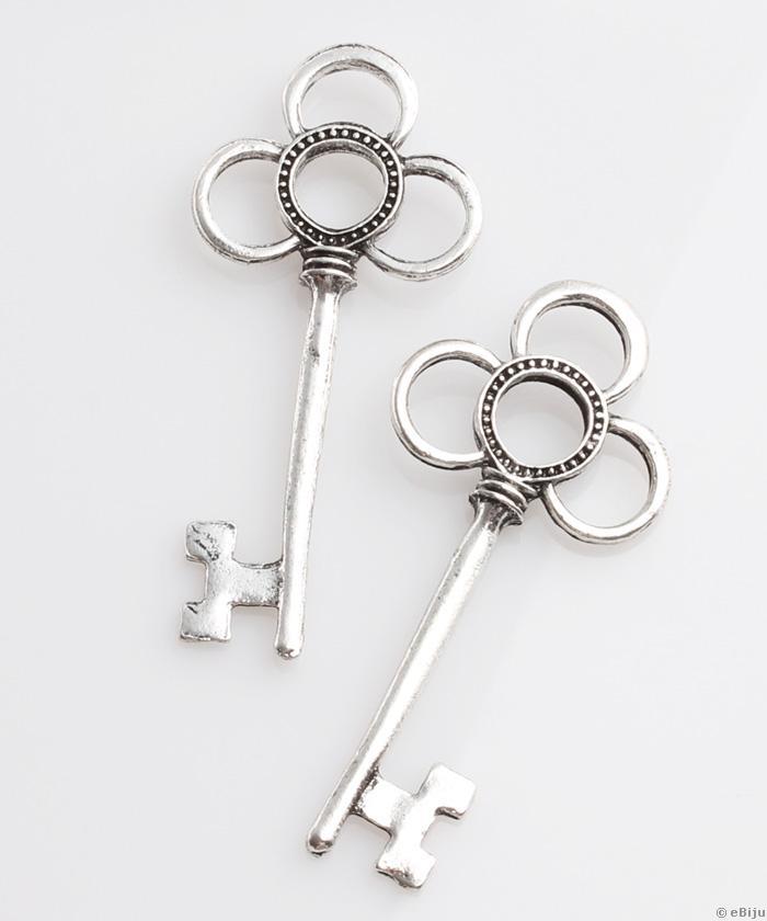 Pandantiv cheie, metal, argintiu, 5 x 2.3 cm