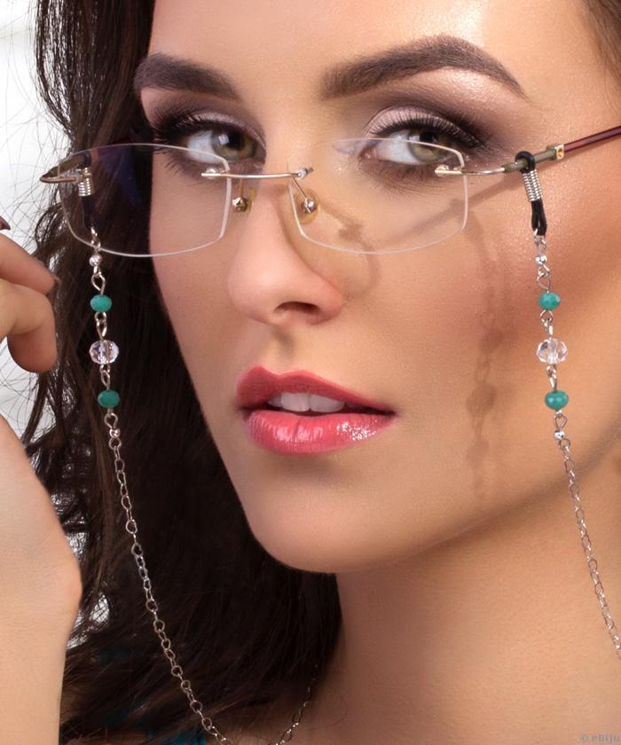 Bijuterie de ochelari cu cristale şi zale inimioare