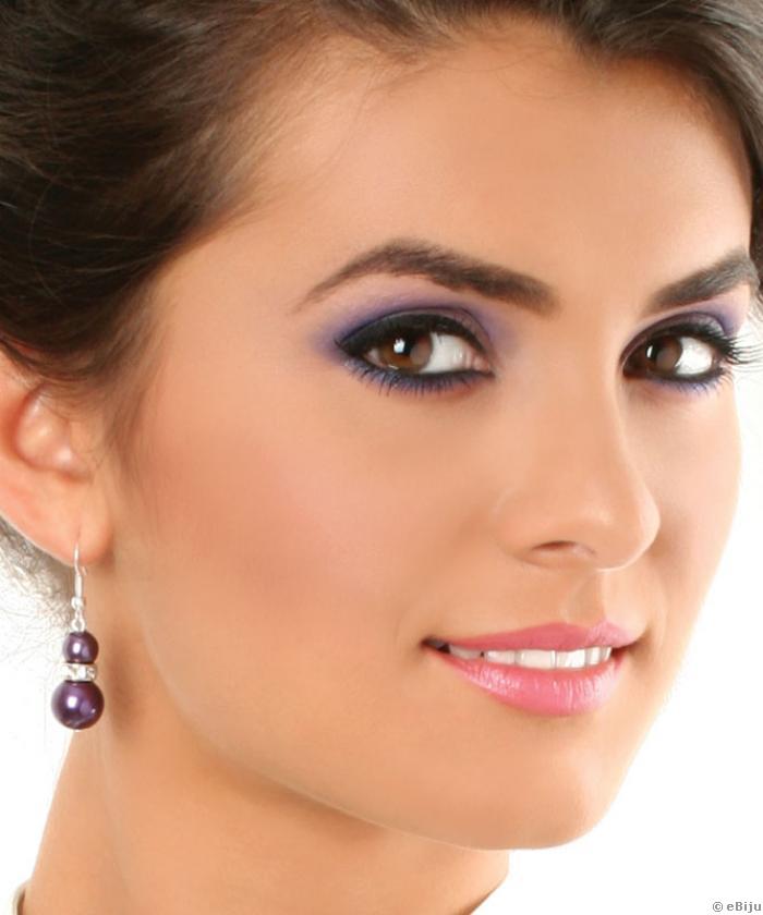 Cercei mov din perle de sticla cu strasuri transparente