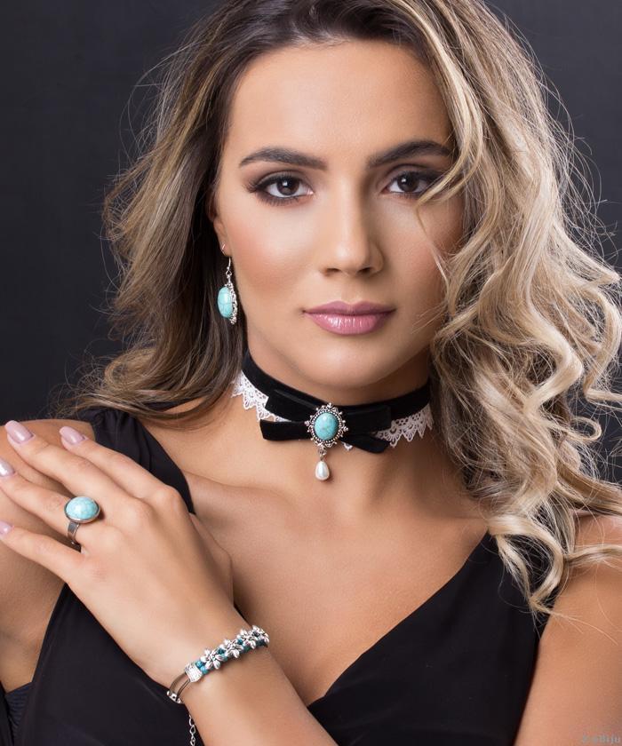 Choker catifea neagra cu cabochon howlite turcoaz