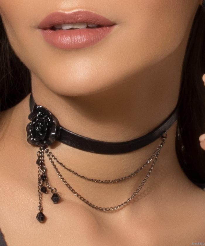 Choker negru, cu trandafir şi cristale