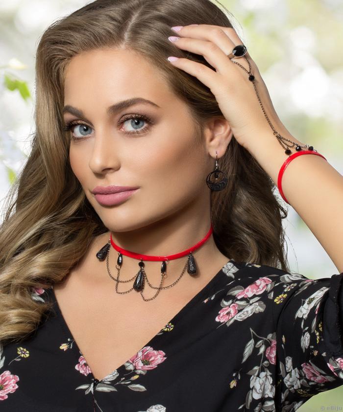 Choker roşu, cristale cu lanţuri gunmetal