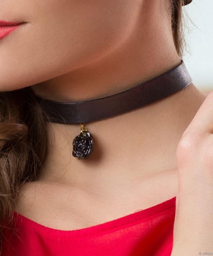 Choker típusú nyakék 4 medállal