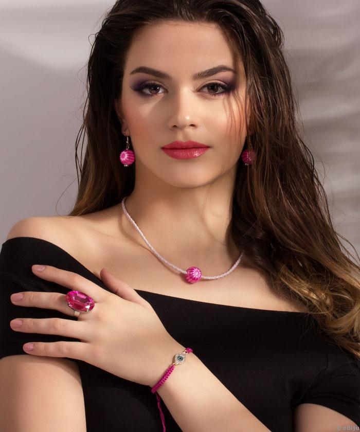 Colier millefiori roz fucsia cu alb