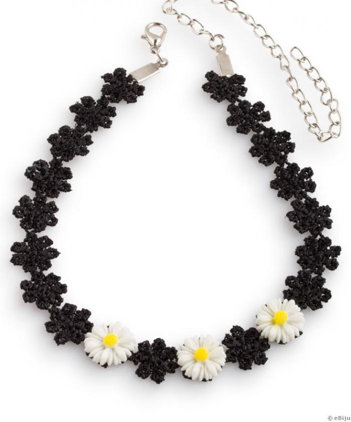 Colier tip choker floricele negre şi margarete albe