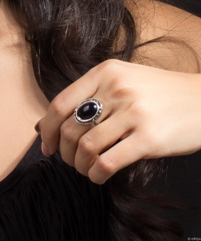 Inel cu piatră ovală neagră, 20 mm