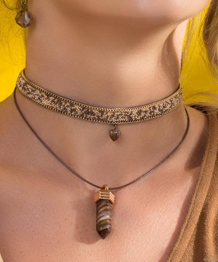 ÚJRACSOMAGOLT Choker típusú nyakék, barna és krémszínű üveggyöngyökkel